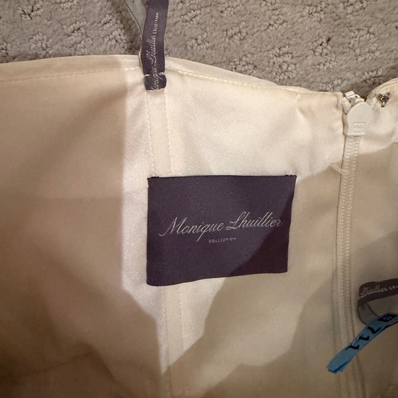 Monique Lhuillier White and Blue Floarl Dress - Picture 4 of 7